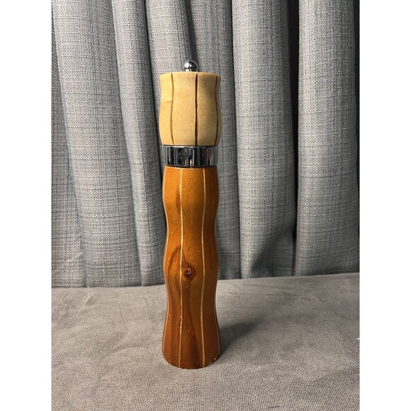 Robert Wilhelm William Bounds Wooden Pepper Mill Grinder Salt Shaker Combo - Picture 2 of 15